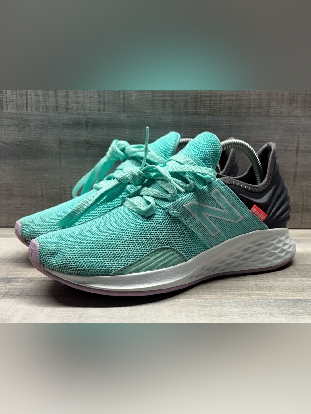 New Balance Fresh Foam Roav Womens 9 Teal Running Shoes WROAVLO